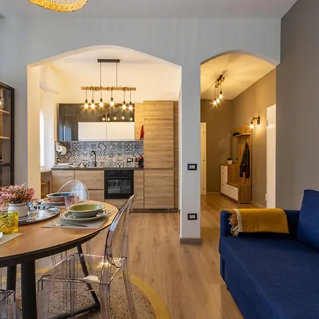 Casa Giada, Centro, 500m Dal Lago, Wifi Arona