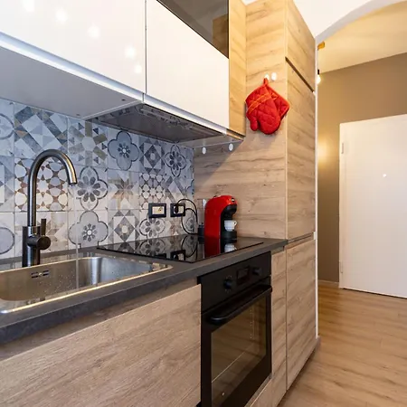 Casa Giada, Centro, 500m Dal Lago, Wifi * Arona