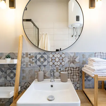 Casa Giada, Centro, 500m Dal Lago, Wifi Apartamento *