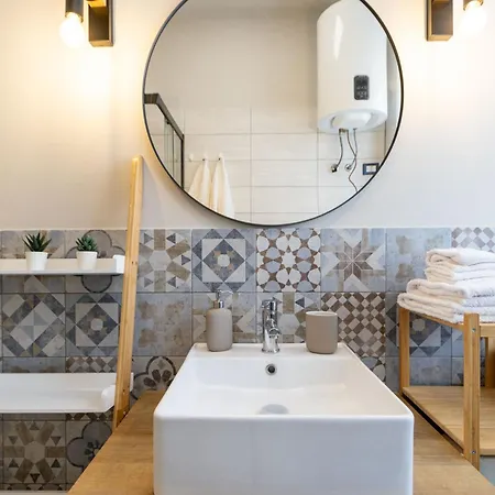 Casa Giada, Centro, 500m Dal Lago, Wifi Apartamento *